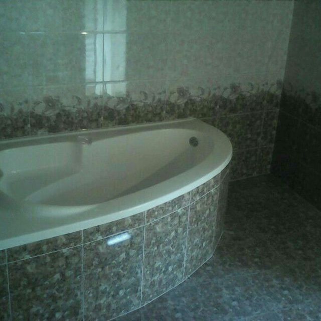 Кафельщик плиточник