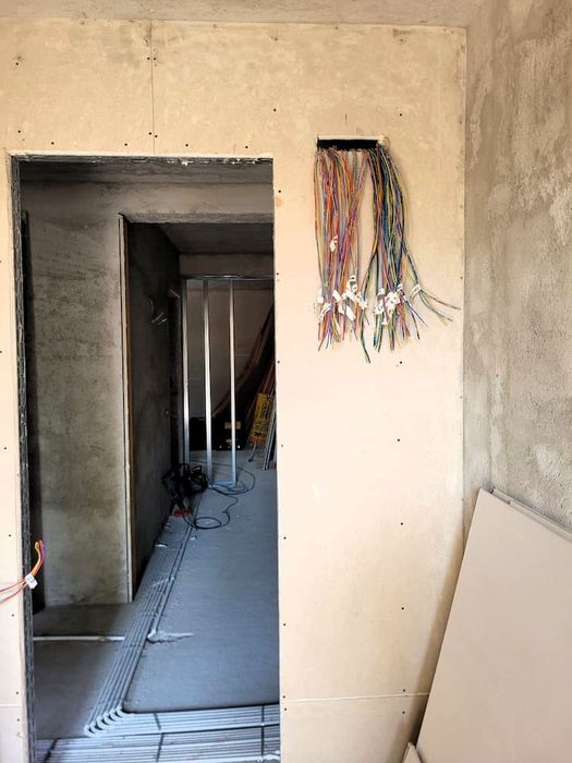 Electrician Ploiesti autorizat ANRE instalatii electrice automatizari prahova avarii