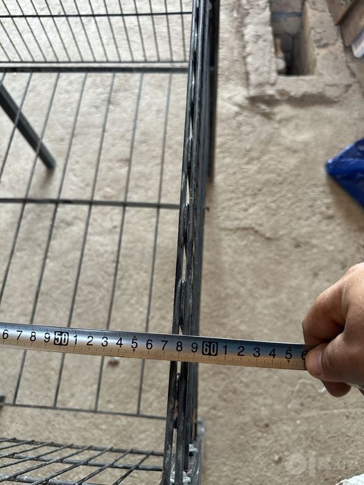 Металлические корзинка для распродажи