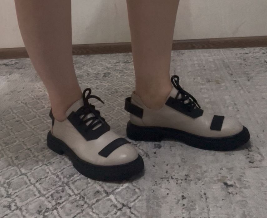 Продам женские туфли