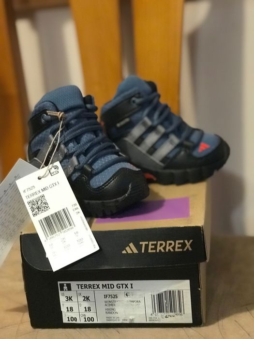 бебешки ботушки премиум - Adidas Gore tex