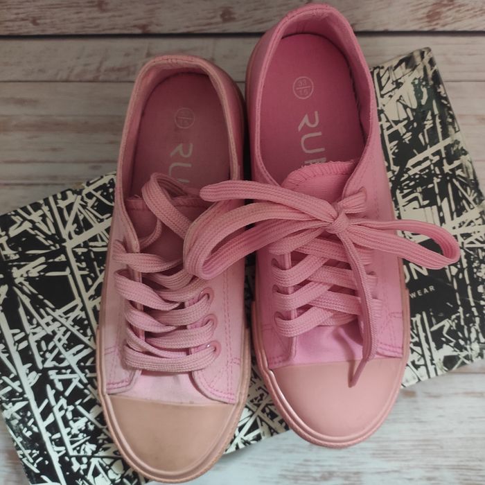 Кеды новые тканевые