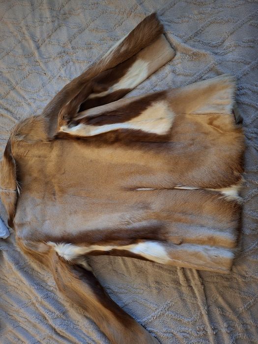 Palton damă de blană de capră