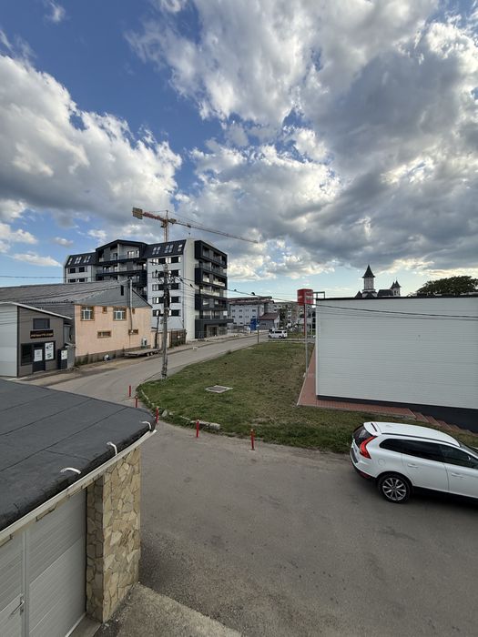 Închiriez / De Închiriat Depozit / Hală / Spațiu Comercial / 350 MP / Parter + Etaj / ACCES TIR / Parcare / Centru Fălticeni / Zona PENNY