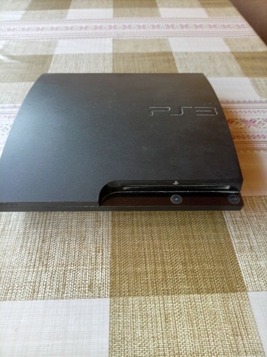 Play station 3 modat fără manetă și cablu de alimentare