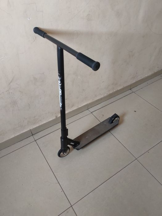 Самокат трюковой