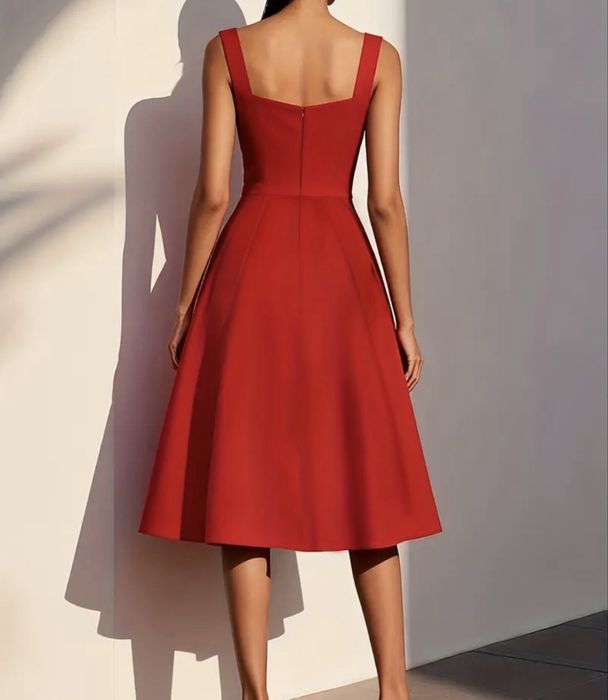 Платье красное новое вечернее