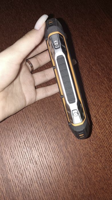 Бронированный телефон TeXet