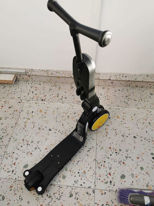 Bicicleta, tricicleta si trotineta Chipolino All Ride 4 in 1