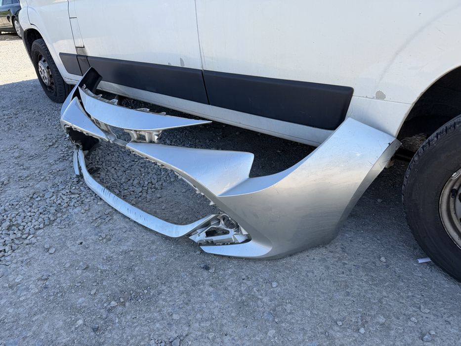 Предна броня за Toyota Corolla (2018-2026)