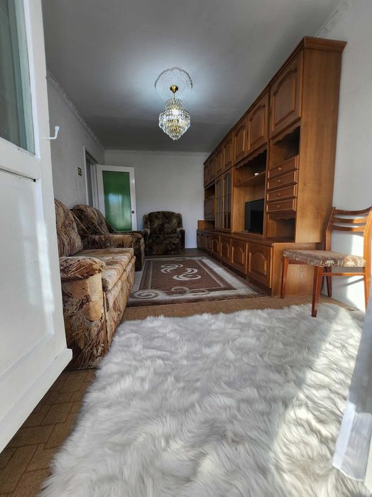 0749607555 Ofertã: 360€ Ultracentral Închiriez Apartament 2 camere RM.Vâlcea