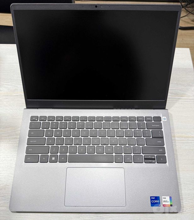 Dell Vostro 14 34.30 - 14" FULLHD IPS  Core i7-1355U 32GB/1TB SSD