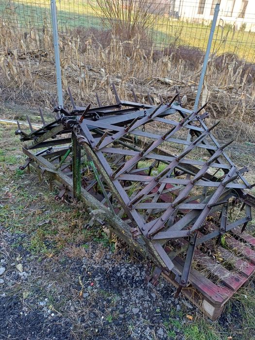 Grapa de 4 m colti sunt ca noi