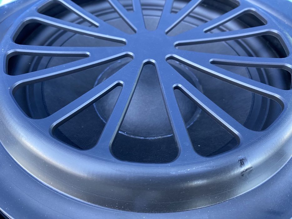 Subwoofer Burmester Porsche Cayenne 2012