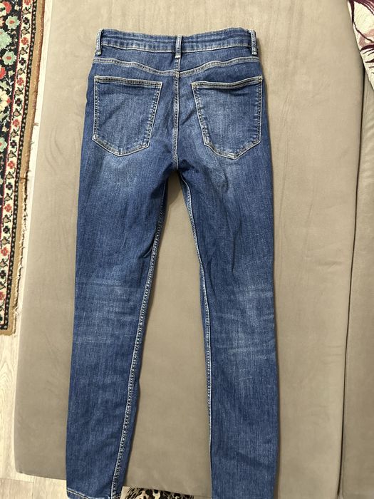 Джинсы Zara в отличном состоянии
