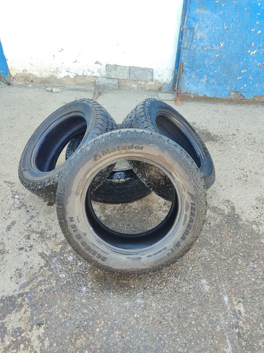 Продам резину 265/60 R18