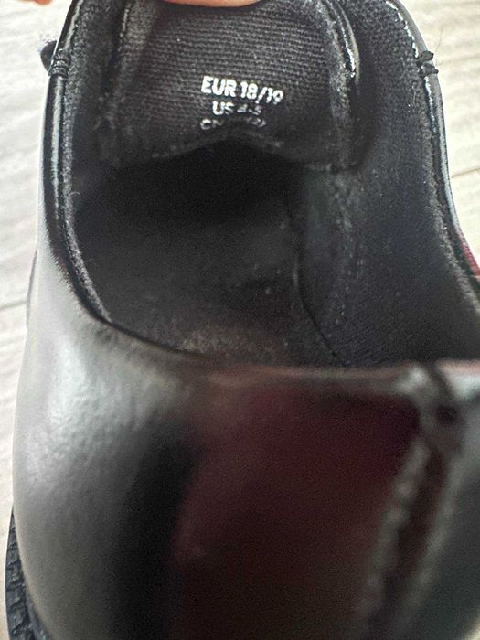 Бебешки официални обувки HM