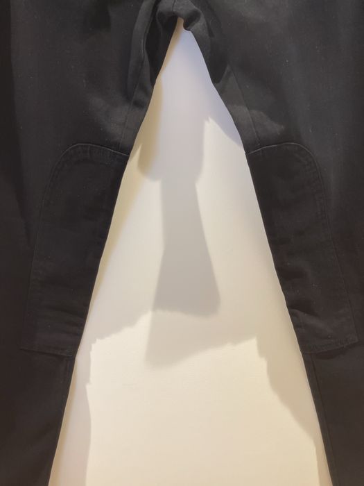 Панталон на марката GANT