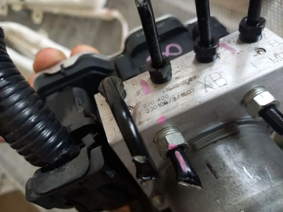 Pompa Modul Unitate ABS Toyota Yaris Cross Yaris 4 Volan Stanga An 2020-2021-2022-2023-2024 Cod -0D