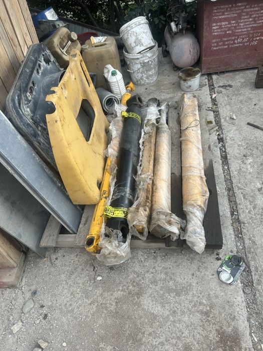 Запчасть ЖСВ экскаватор погрузчика