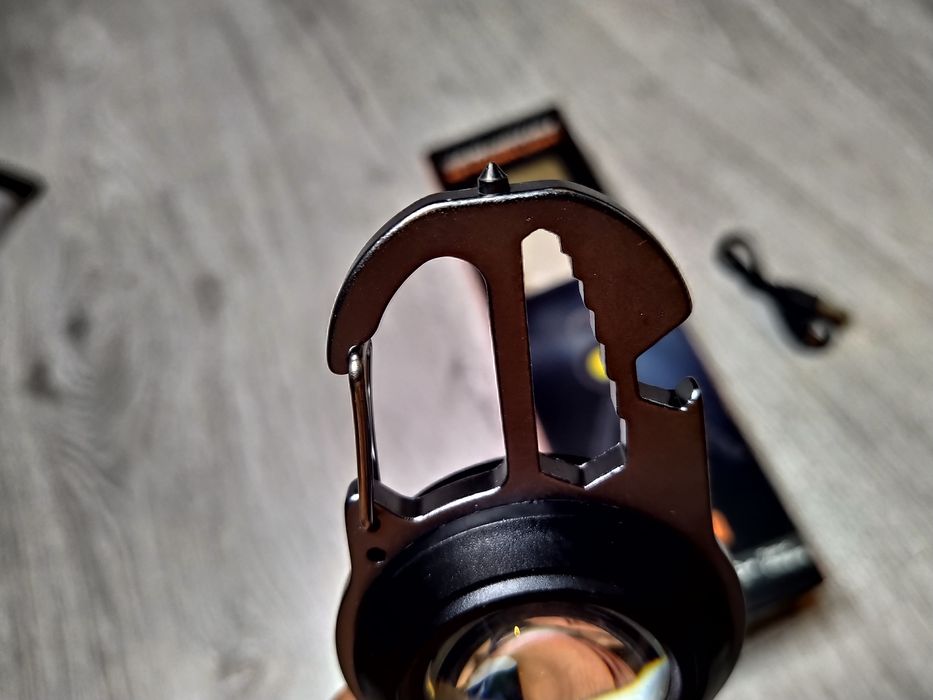 Mini lanterna camping 7 moduri de iluminare Led functie desfacator