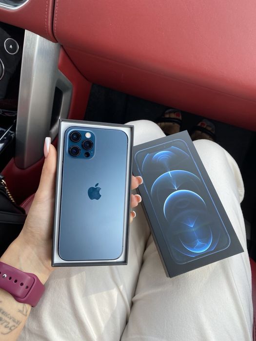 Iphone 12 про в идеальном состоянии