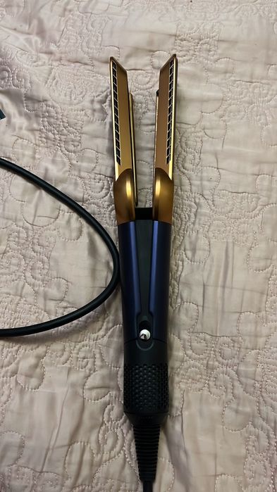 Dyson Утюжок Фен оригинал новый