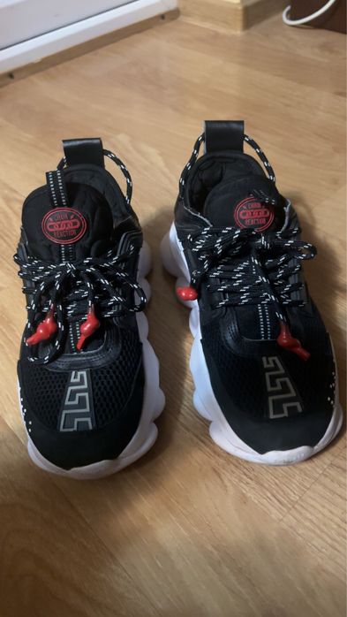 versace chain reaction