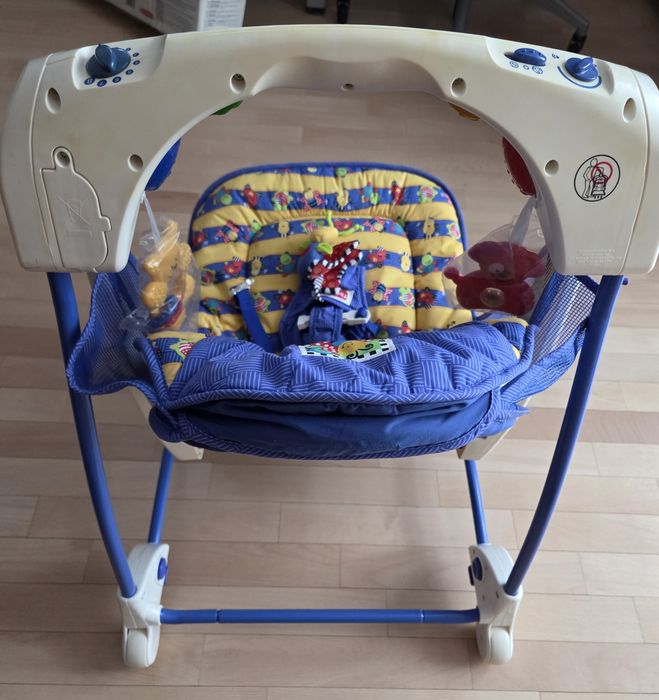 Leagan cu Vibratii, Lumini si Sunete Fisher Price - Nou