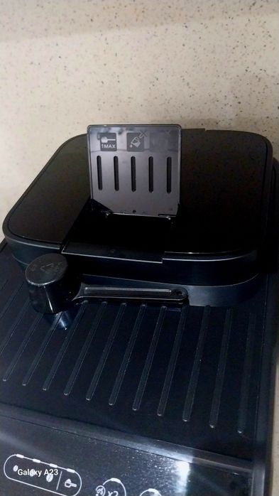 Кофемашина Delonghi