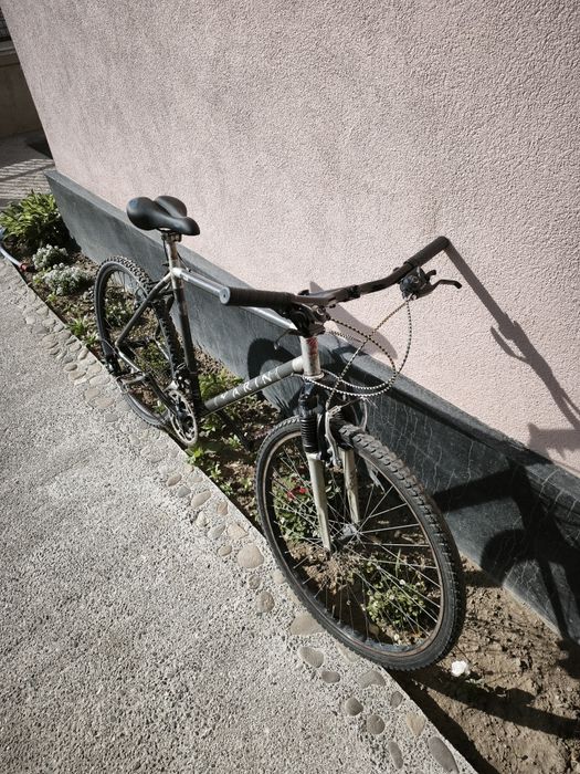 Bicicleta roti pe 26 cadru M