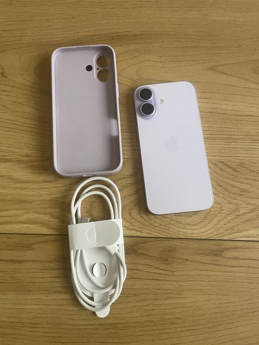 Бартер като нов iPhone 17 256gb levander 100% 54 цикъла