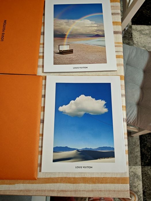 Cărți Louis Vuitton