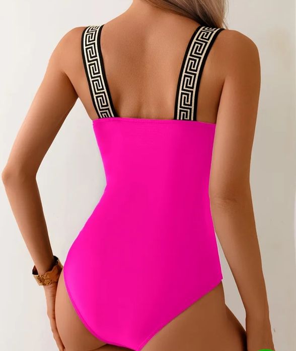 Цял бански в цвят циклама