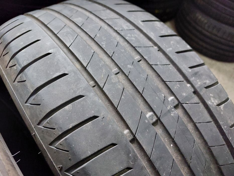 2 sau 4 anvelope 225/50 R18 Bridgestone