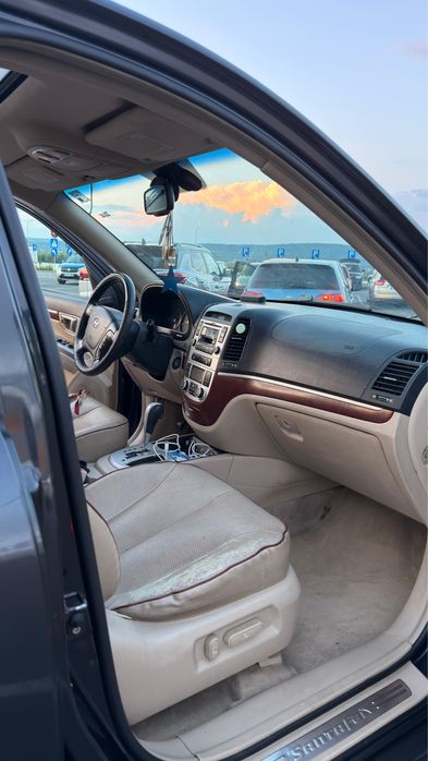 Hyundai Santa Fe II 2.2 CRDi 4x4 Automată – 150 CP – Piele – Trapă