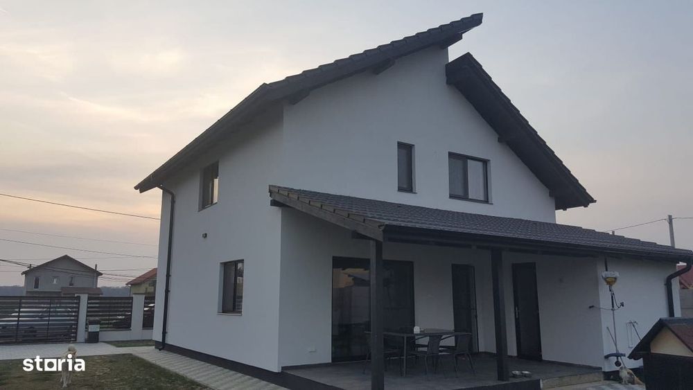 Casa premium cu piscina, panouri solare si teren de 520 mp – Giarmata