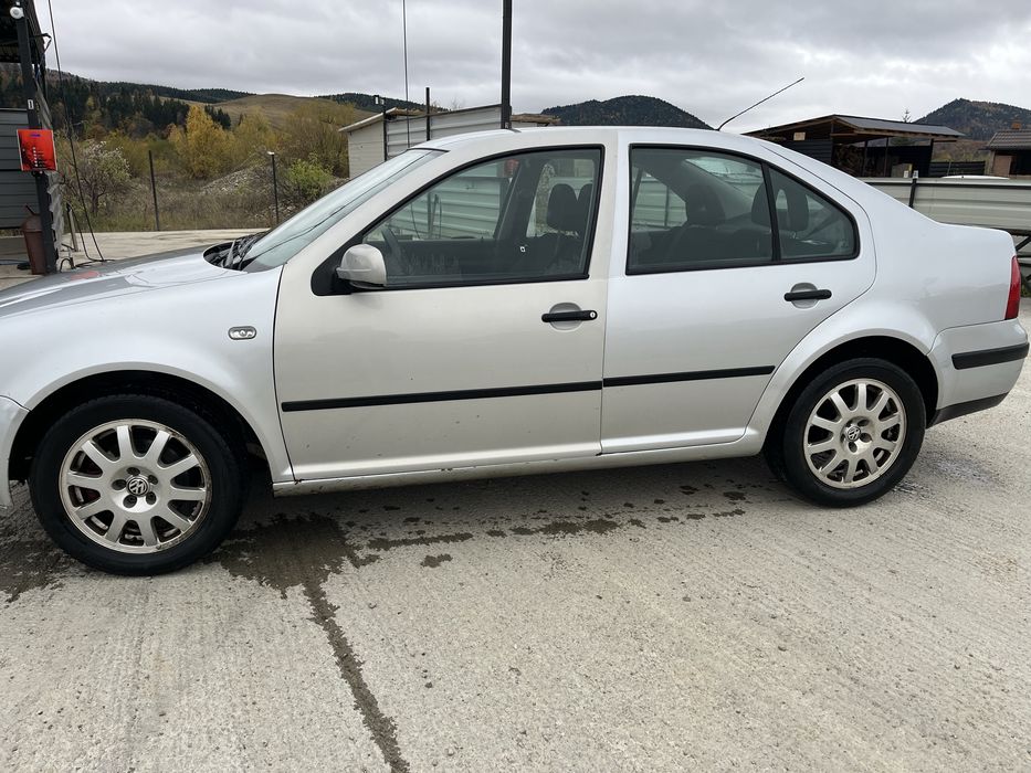 VOLKSWAGEN Bora 2001 — imagine 4