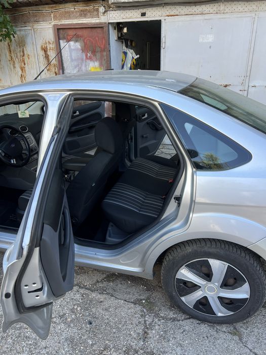 FORD Focus 2008 — imagine 4