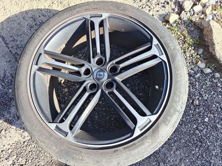 Vând jante pe 19 5x112