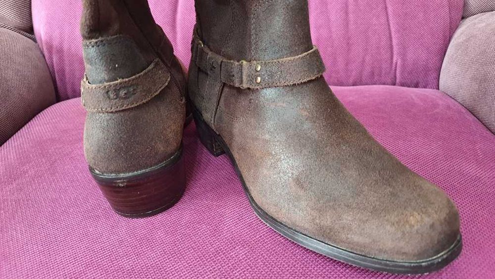 Ghete piele stil ciocate Wrangler de la UGG Cadie Western marimea 36,5