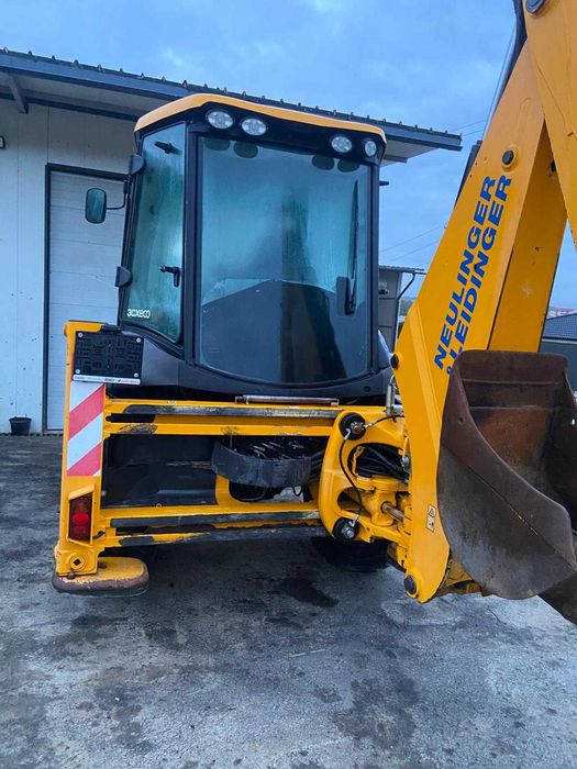 Buldoexcavator JCB 3CX Eco