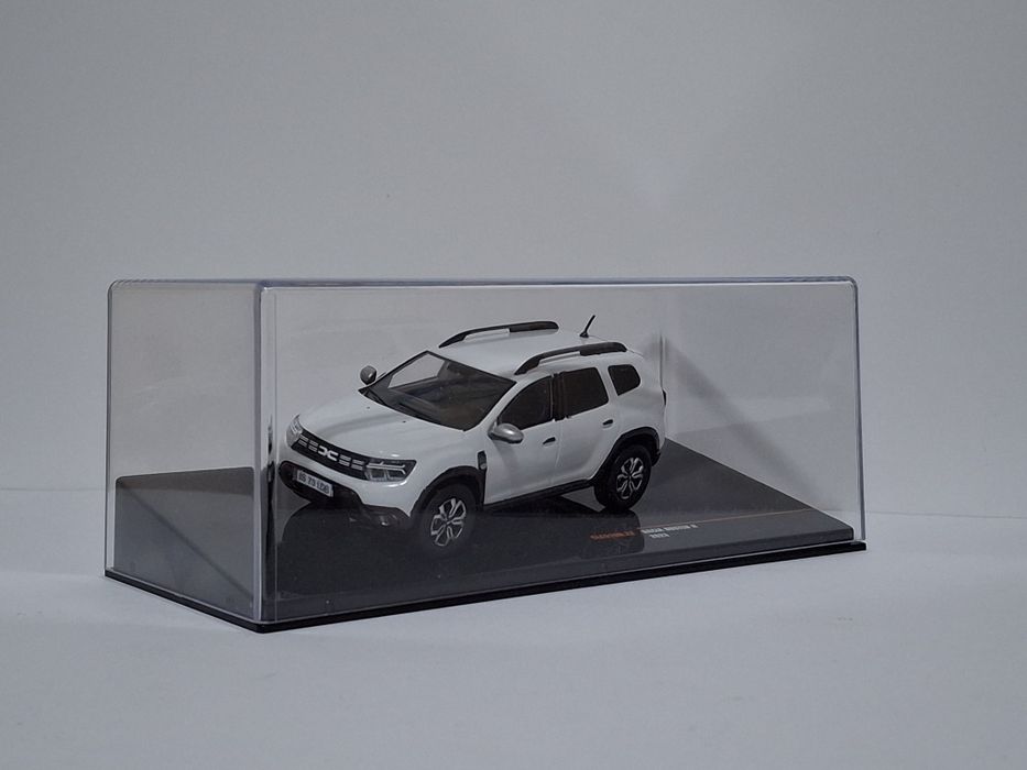 macheta dacia duster 1:43 modificat