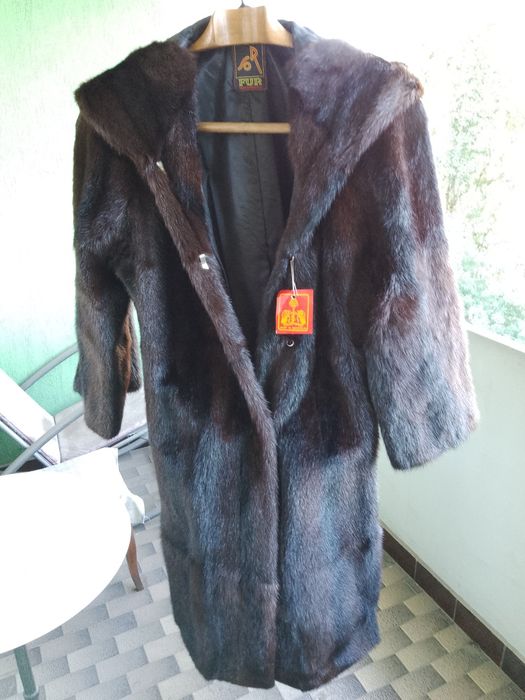 Дълго палто от кожа на норка (визон)