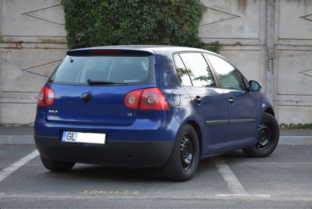 Volkswagen Golf 5 / tableta / tun de bas / clima