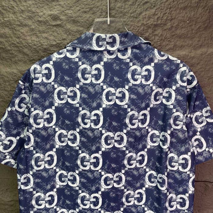 Gucci All-over Logo Trio cu mână scurtă Material de înaltă calitate