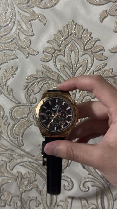 Часы Beverly hills