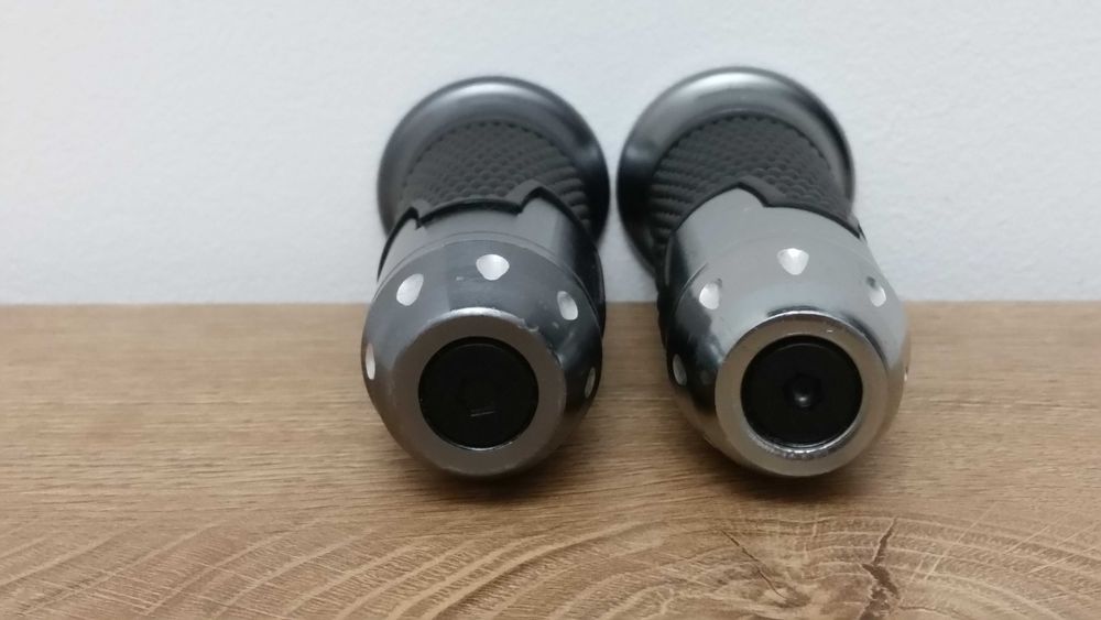 Алуминиеви гумирани грипове за велосипеди