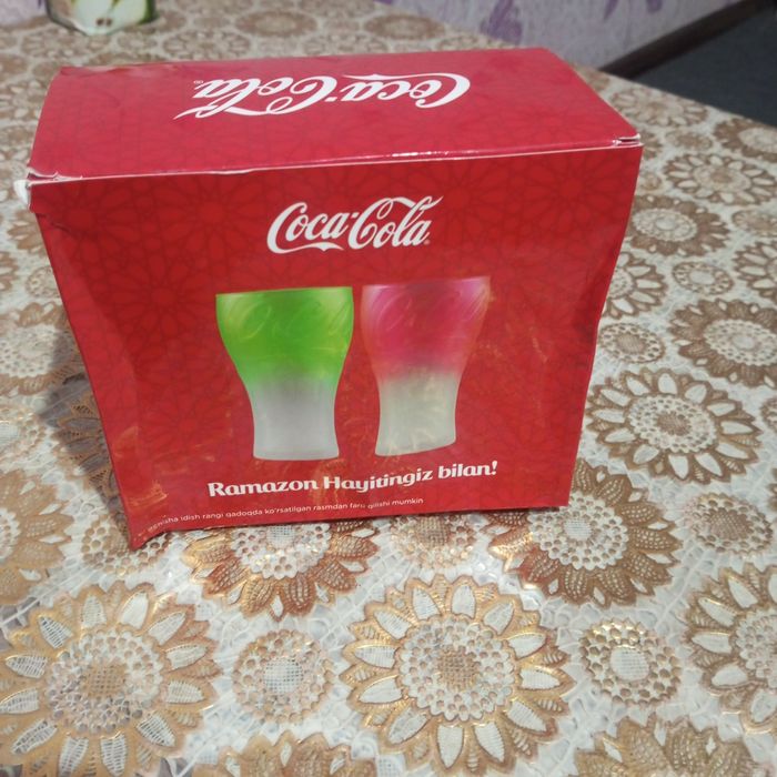 Продаётся стаканы брендовые