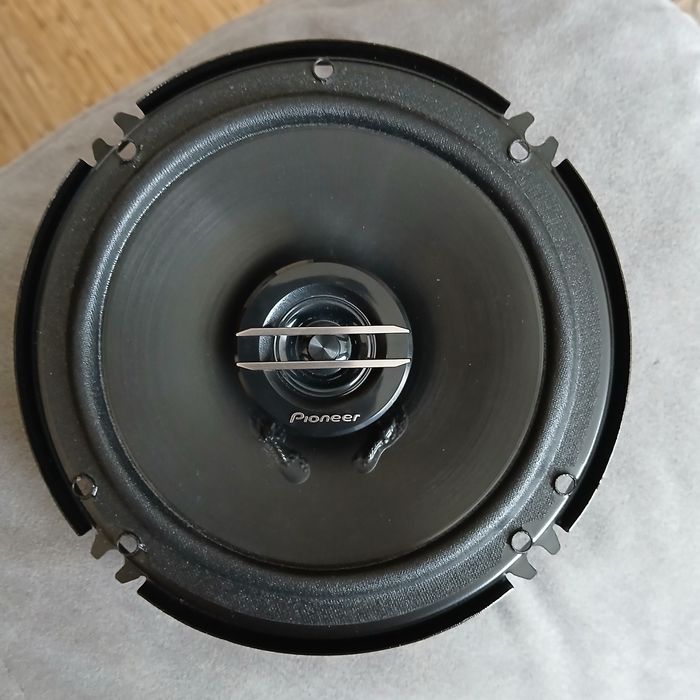 Колонка пионер..